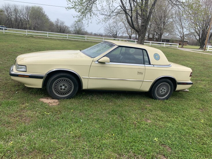 Photo for 1990 Chrysler TC by Maserati